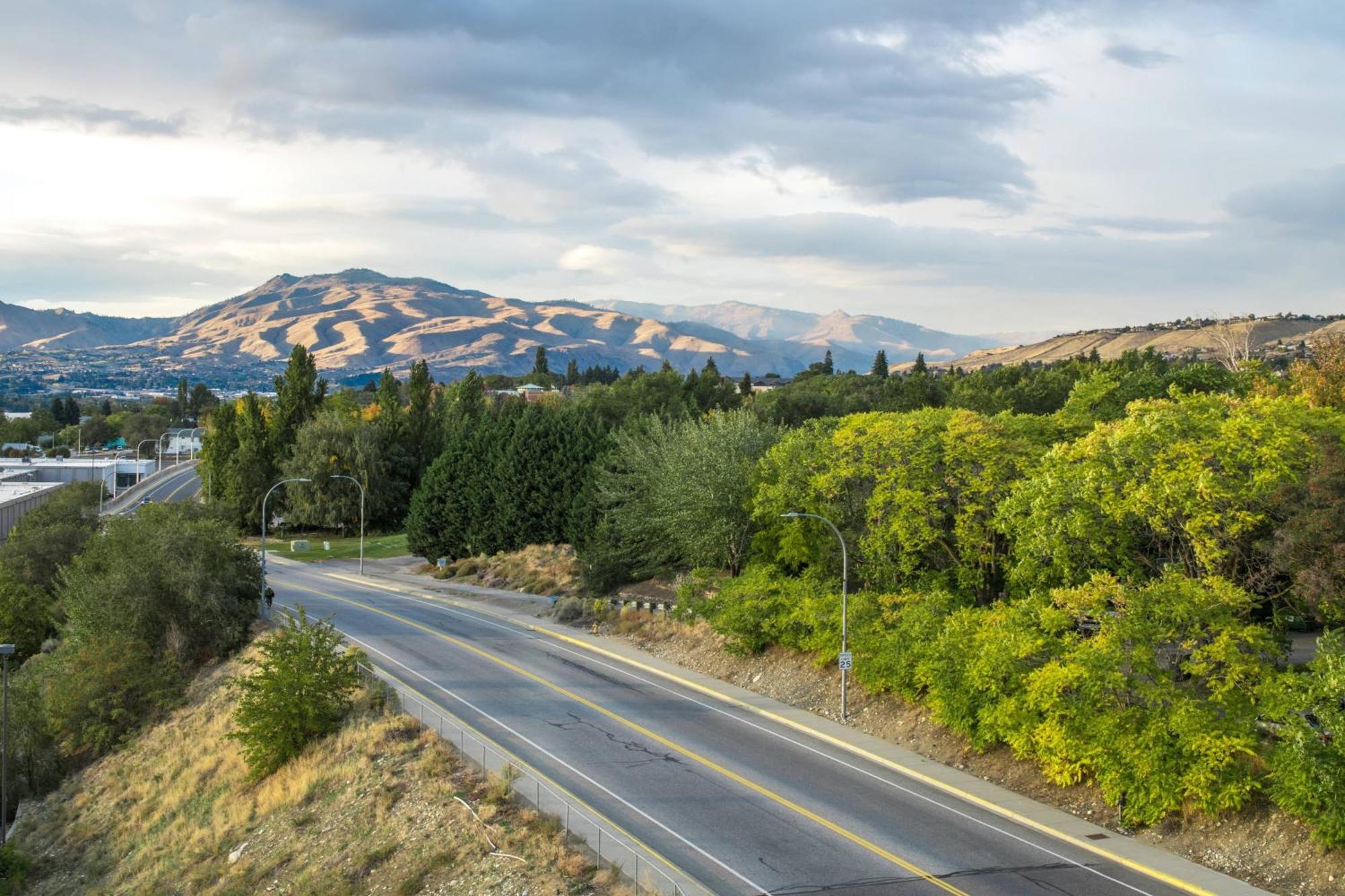 Fairfield Inn & Suites By Marriott Wenatchee Bagian luar foto