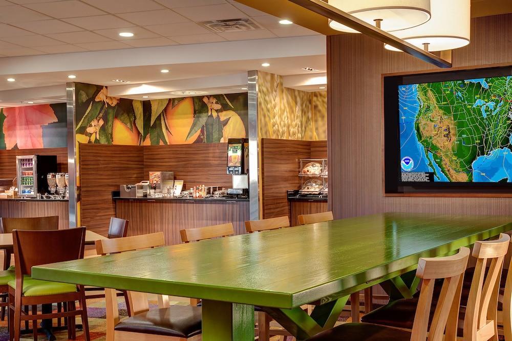 Fairfield Inn & Suites By Marriott Wenatchee Bagian luar foto